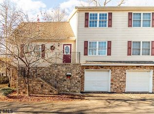 216 Amblewood Way, State College, PA 16803