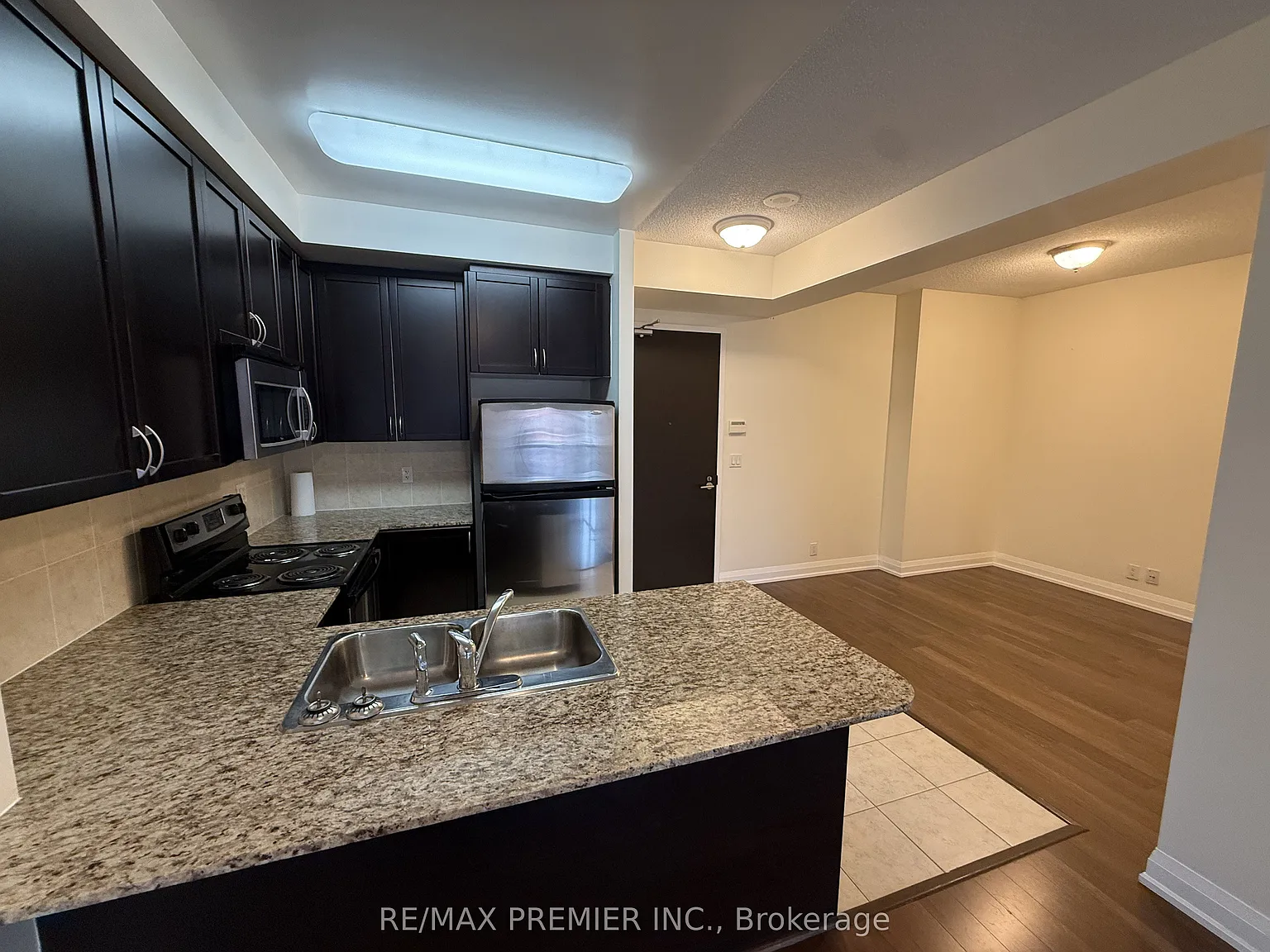 2 bed, $2,500 — Photo 3