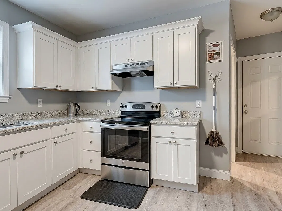 2 bed, 850 sqft, $1,600 — Photo 4