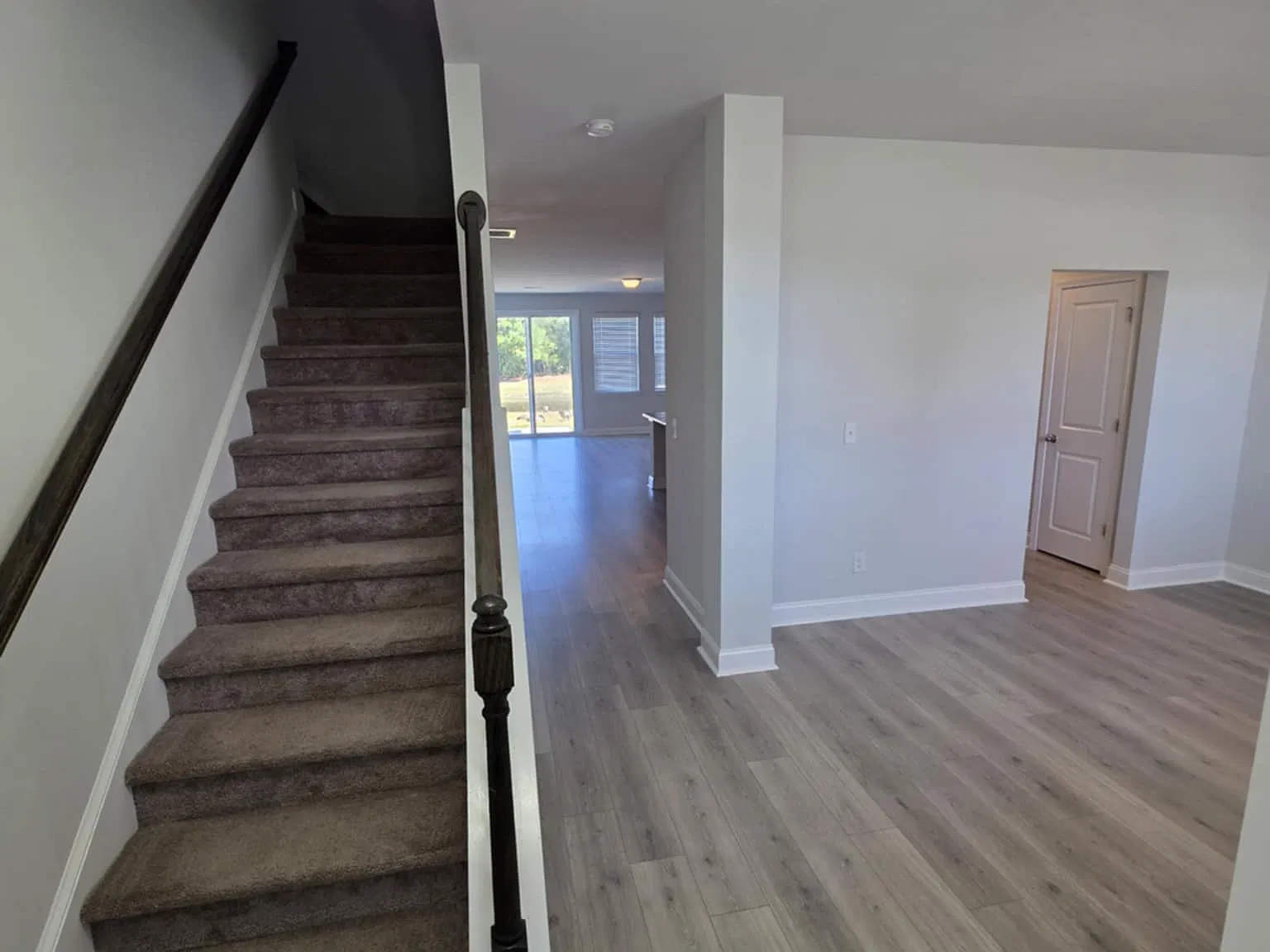 152 Calhoun Falls Dr — Photo 2