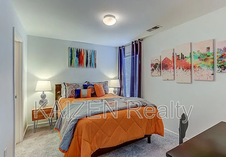 1338 Harbor Park Dr — Photo 23