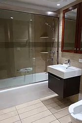 Rented by Peter Meskouris LREB