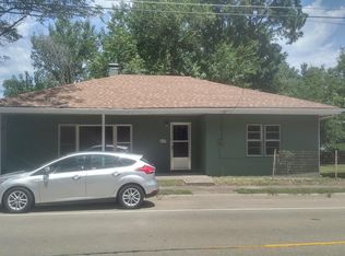 808 W Willow St, Carbondale, IL 62901
