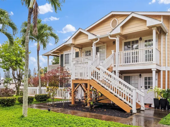 94-586 Lumiauau St #201, Waipahu, HI 96797