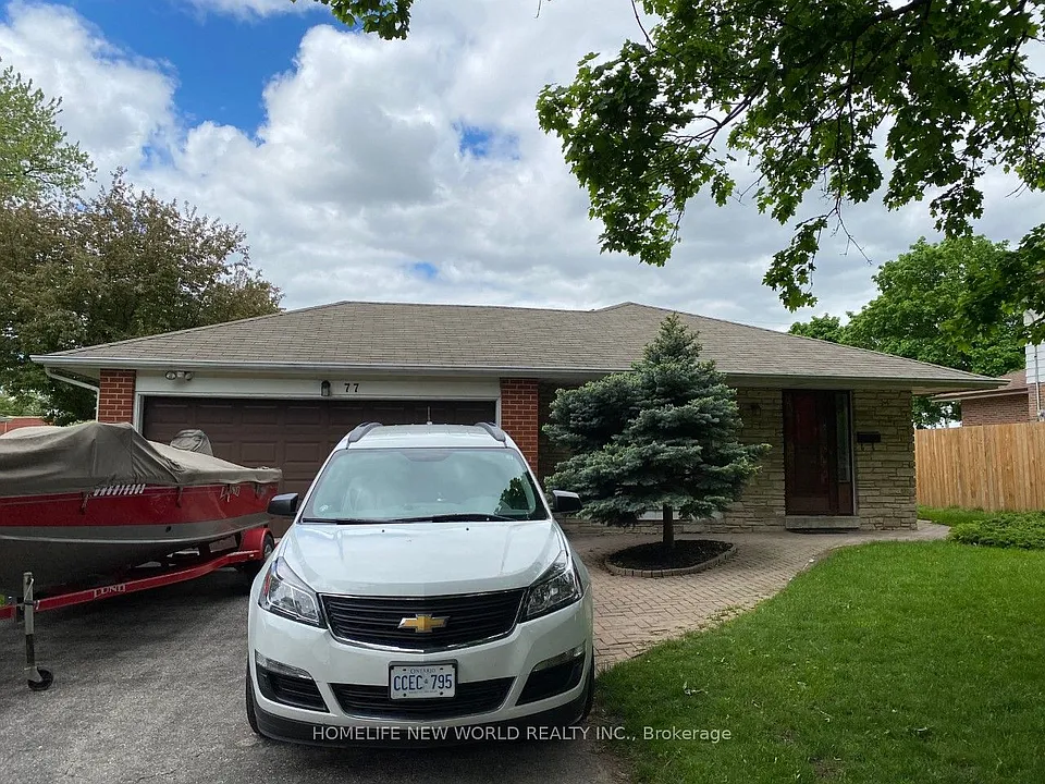 77 Walkerton Dr #BASEMENT