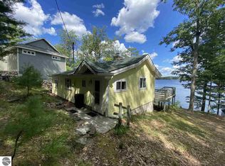 1392 Autumn Trl, Traverse City, MI 49696
