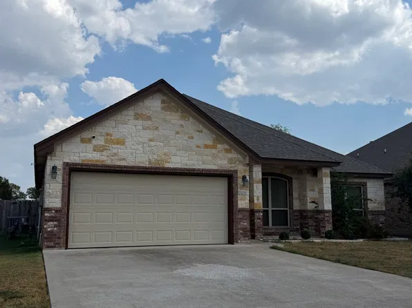 2109 Briar Hollow Dr, Temple, TX 76502