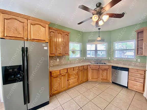 5th image of 8213 Park Ave #8213
