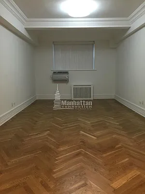 Rented by Manhattan Connection | media 25