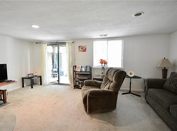 5th image of 1832 E 97th St #1832