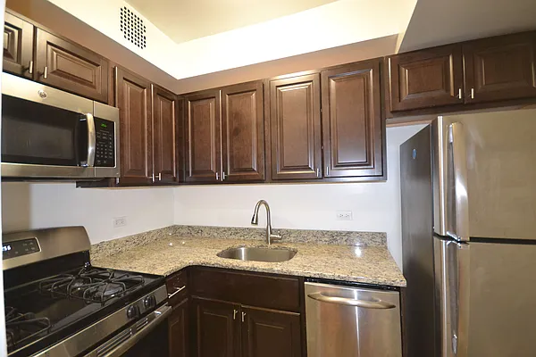 Rented by Silverstein Collection LLC  | media 14