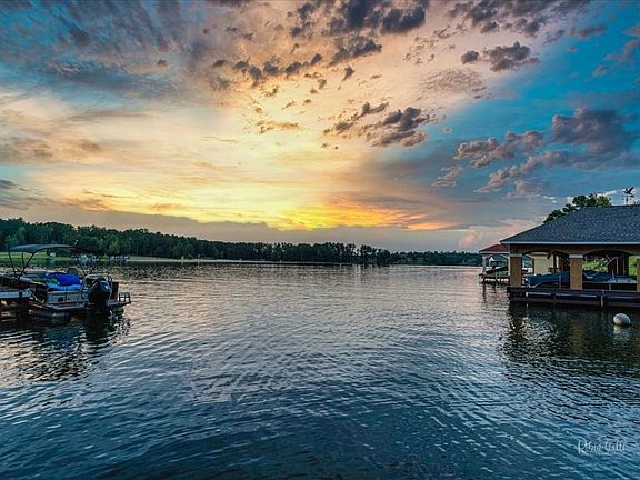 3rd image of 159 Waters Edge Dr
