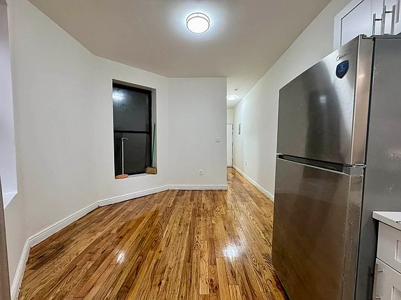3rd image of 132 W 129th St #1
