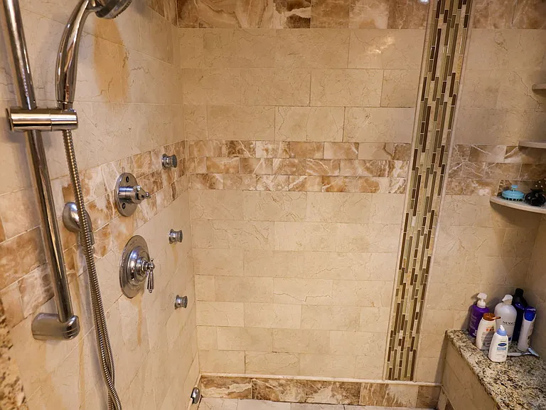 129 Nonantum St #2 — Photo 15