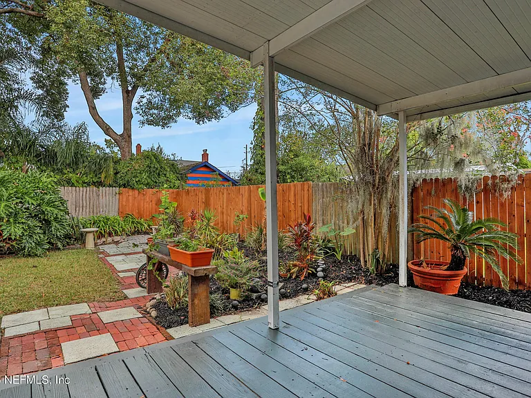 4725 French St — Photo 39