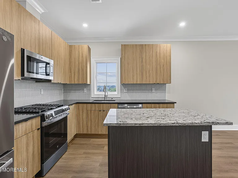 112 Brighton Ave #3B — Photo 7