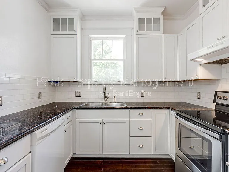 1404 Wilmington Ave W #B — Photo 15