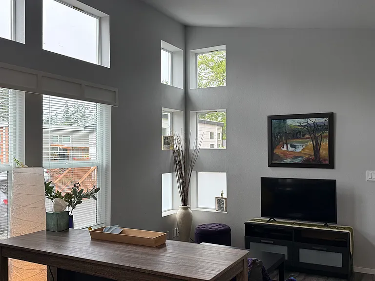 light and bright windows all around