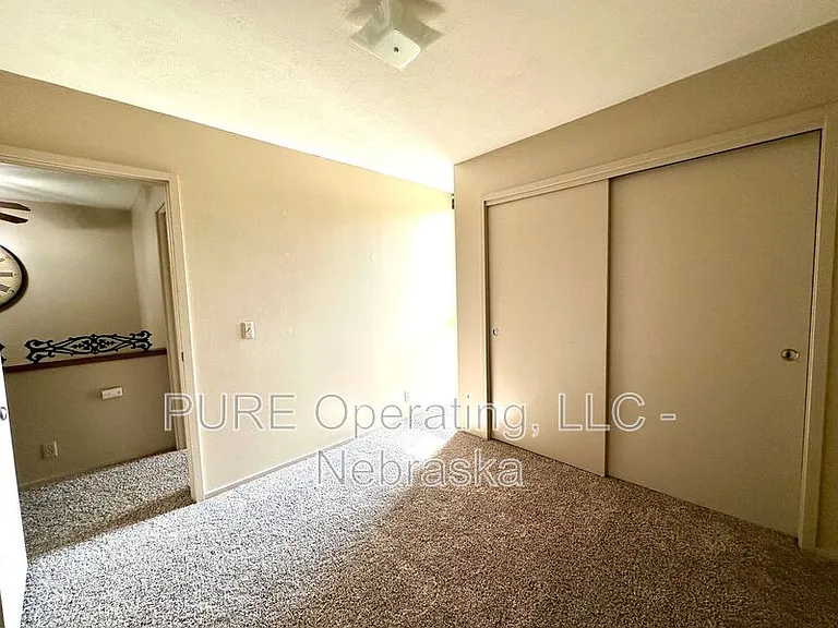 1631 N 109th Plz — Photo 32