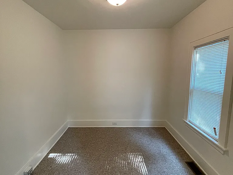 1323 Leonard St NE — Photo 14