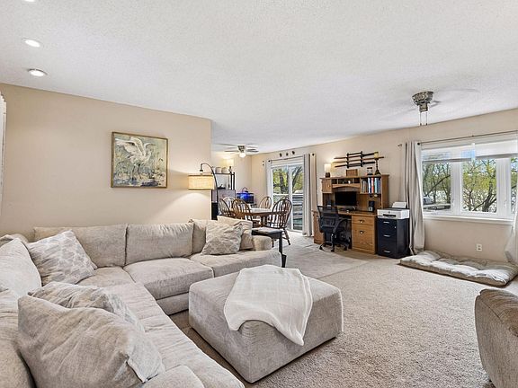 5th image of 9397 Jane Rd N