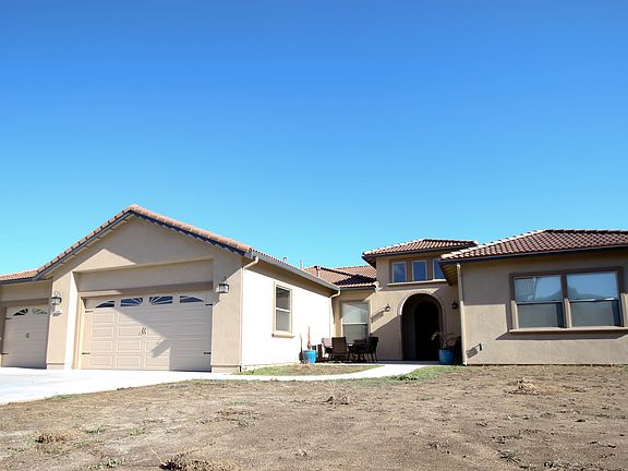 2nd image of 806 1st Street