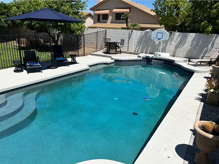 7632 W Mauna Loa Ln — Photo 3