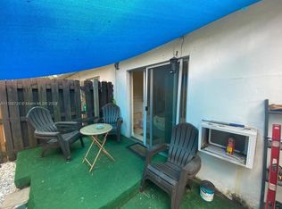 932 Moffett St APT 2, Hallandale, FL 33009