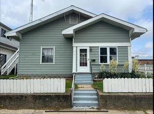 118 W 3rd St, Bicknell, IN 47512