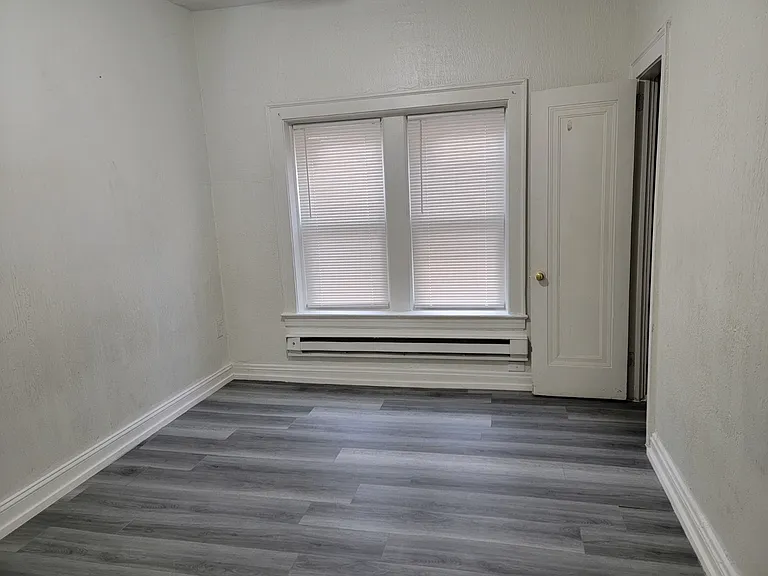 1874 Marloes Ave — Photo 30
