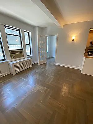 3rd image of 127 W 96th St APT 3B