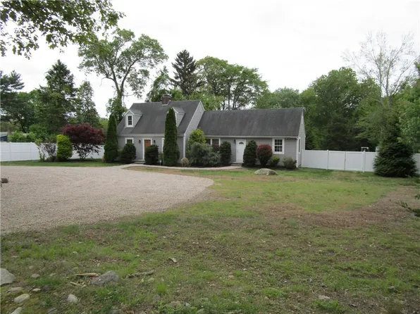524 Middle Rd, East Greenwich, RI 02818