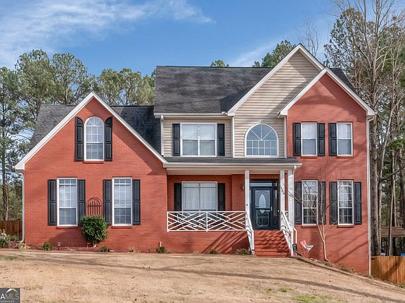 2nd image of 165 Ashlyn Rdg