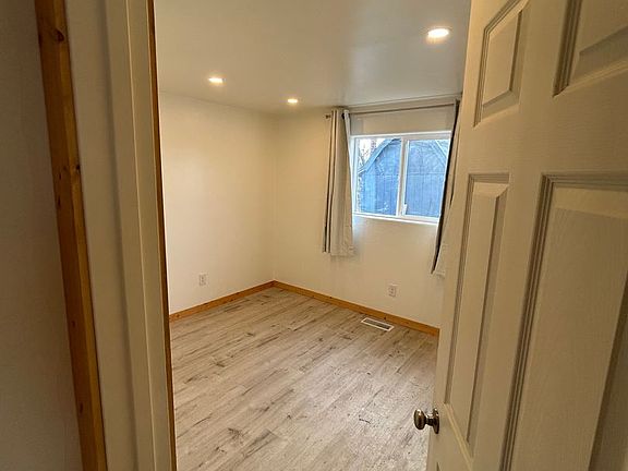 3rd image of 166 A St W