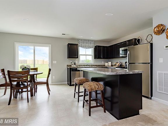 2nd image of 5007 Godwins Landing Dr