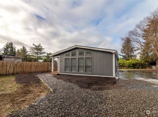 8725 Pepperidge Ln SE, Yelm, WA 98597