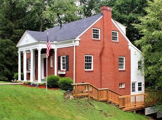 929 Woodland Ave SW, South Charleston, WV