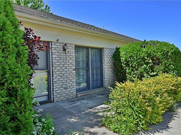 3rd image of 1632 W Hampton Dr #1632