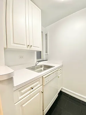 Rented by Corcoran | media 3