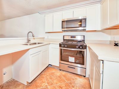 2675 Shadow Hills Dr APT 64, San Bernardino, CA, 92407