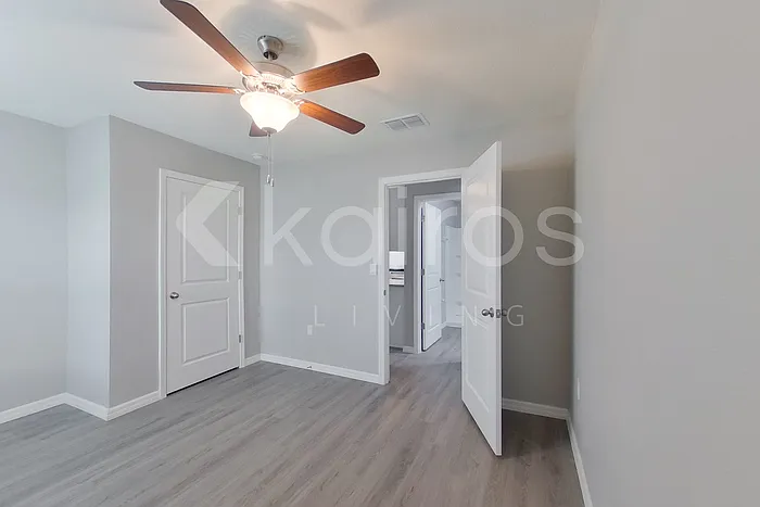 8584 SW 43rd Ter — Photo 9