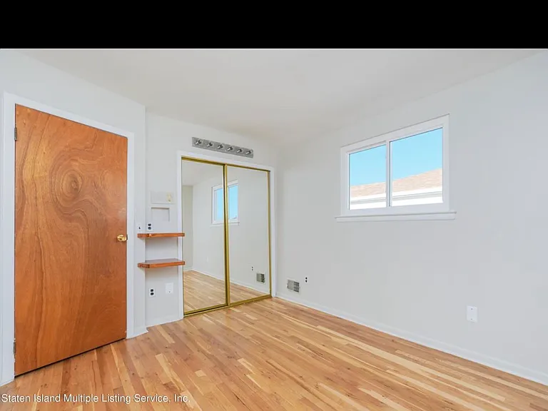 356 Gurley Ave — Photo 8