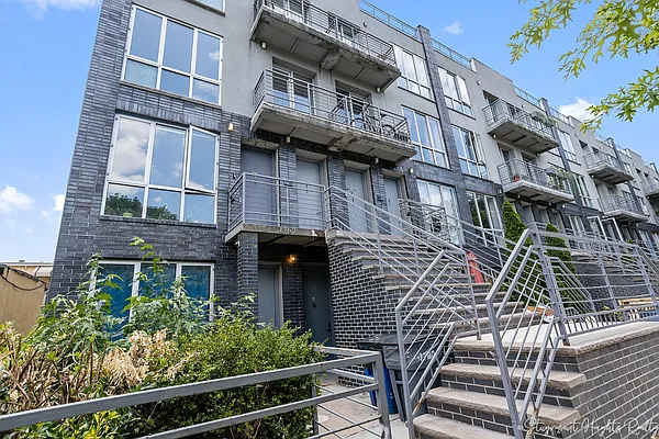 Rented by Stuyvesant Heights Realty Corp | media 24