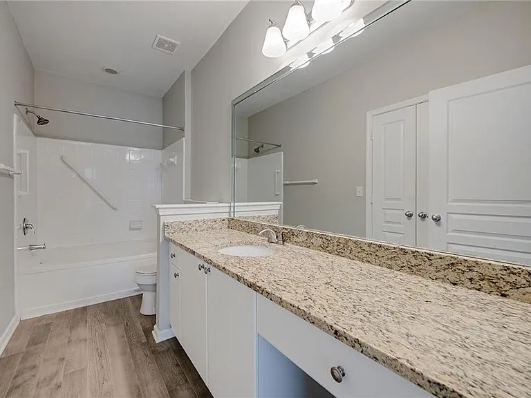10 Perimeter Summit Blvd NE #3102 — Photo 40