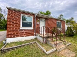 804 Houchin St, Jefferson City, MO 65101
