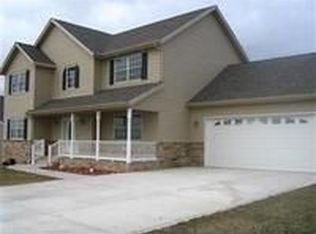 2152 Walker Dr, Valparaiso, IN 46385