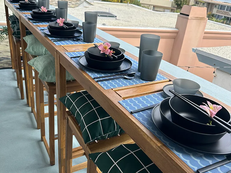 Deck table seating for 6