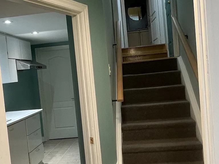 168 Sail Cres — Photo 13