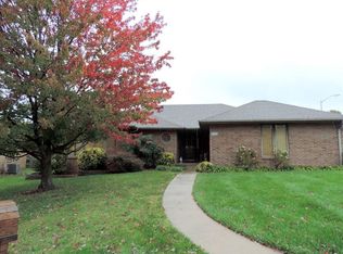 1323 E Marquette Ct, Springfield, MO 65804
