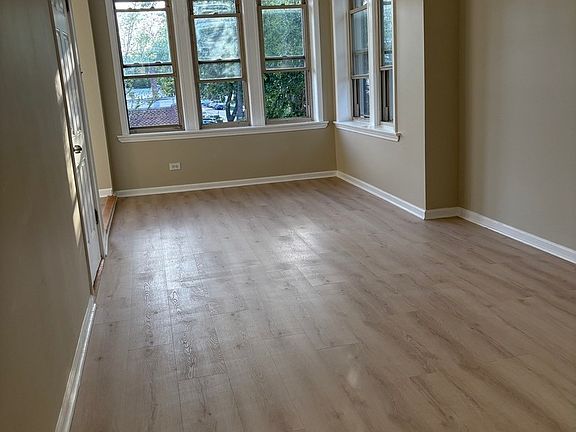 5th image of 4501 S Francisco Ave
